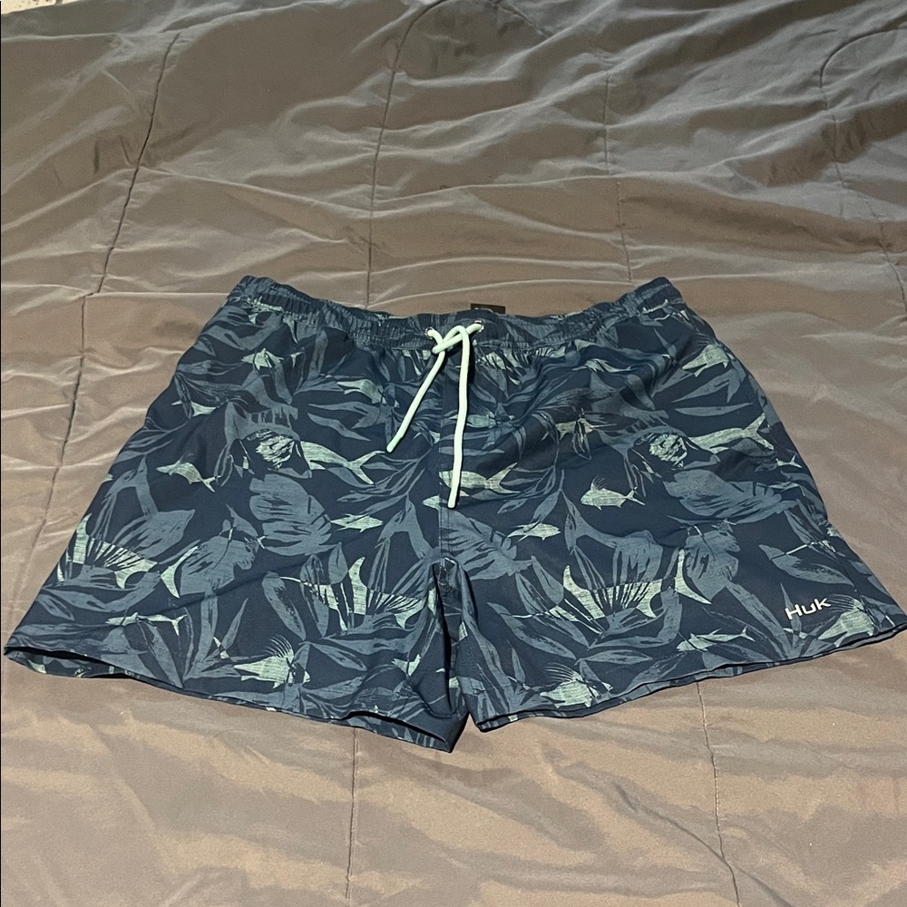 Huk Men's Navy and Green Patterned Swim Trunks